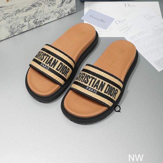 Picture of Dior Slippers _SKUDiorsz35-40NW06022965